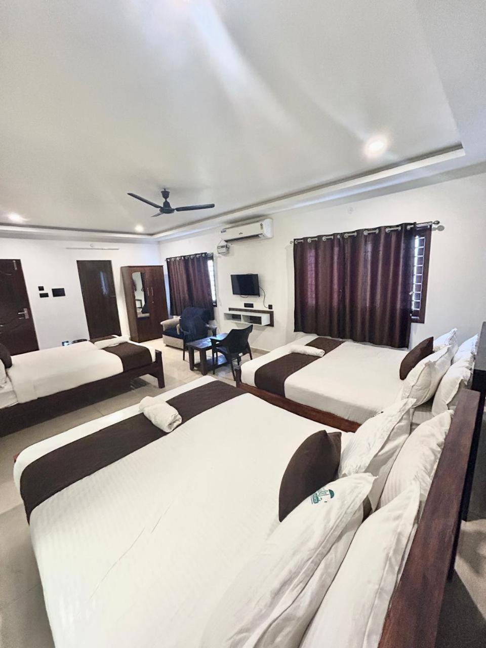 The Ocean Grand Hotel Pondicherry Bagian luar foto